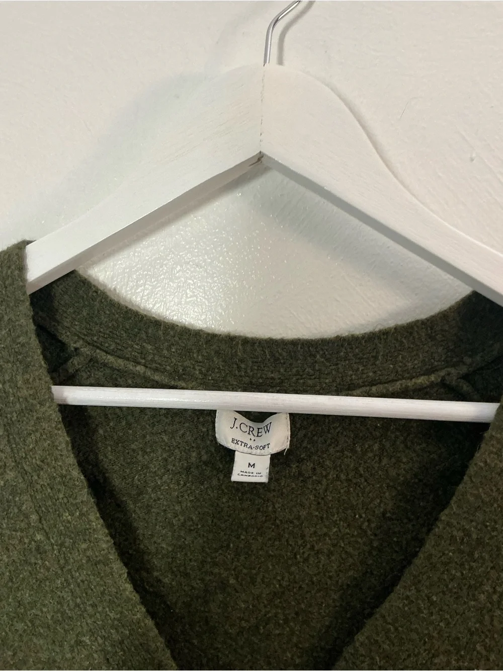 J. Crew Olive Green V-Neck Button Cardigan Size Medium